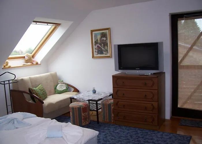 Julia Vendeghaz ゲストハウス ザラカロシュ